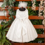 Βαπτιστικό Φόρεμα σε Ιβουάρ 49 Απόχρωση με Κεντητές Λεπτομέρειες και Εντυπωσιακό Φιόγκο 920