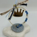 Μπομπονιέρα Βάπτισης με Χρυσή Κορώνα και Γαλάζιες Λεπτομέρειες - Image 4