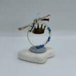 Μπομπονιέρα Βάπτισης με Χρυσή Κορώνα και Γαλάζιες Λεπτομέρειες - Image 3