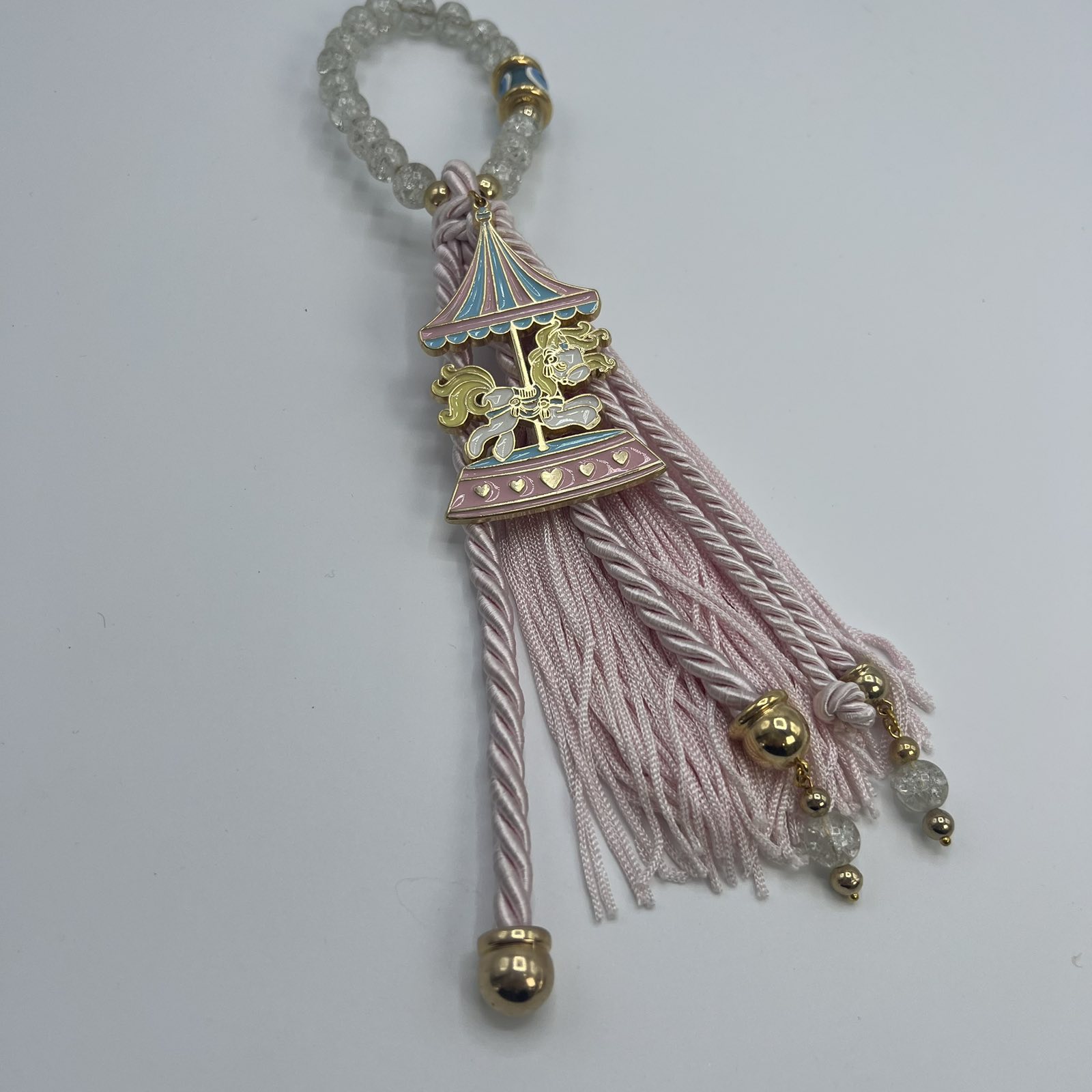 "Ροζ Καρουζέλ: Γούρι Γεννητούρι Αγάπης" "Ροζ Καρουζέλ: Γούρι Γεννητούρι Αγάπης" - Image 1