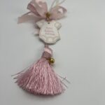 “Baby Girl: Κρεμαστό Γεννητούρι με Πήλινο κορμάκι σε Αποχρώσεις του Ροζ”