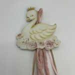 "Μπομπονιέρα Βάπτισης με Θέμα τον Κύκνο σε Αποχρώσεις Σάπιου Μήλου και Άμμου" - Image 4