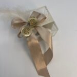 Μπομπονιέρα γάμου κουτάκι με φιόγκο και το απείρο