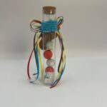 Μπομπονιέρα βάπτισης μπουκαλάκι με φελλό, κορδέλες και στοιχείο αμαξάκι - Image 3