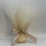 Μπομπονιέρα Γάμου – Κομψό Πουγκί με Χρυσές Λεπτομέρειες