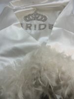 "Luxury Bridal Robe – Η Απόλυτη Ρόμπα για τη Νύφη" - Image 3