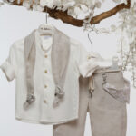 "Αέρινη κομψότητα: Βαπτιστικό σύνολο για ένα στυλάτο μωρό"Α4780 mi chiamo