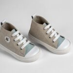 Στιλάτα High-Top Sneakers Βάπτισης σε Μπεζ με Μέντα Λεπτομέρειες για Μικρούς Κυρίους  EVERKID Α537Β
