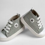 Στιλάτα High-Top Sneakers Βάπτισης σε Γκρι-Χακί Μελανζέ με Ασημί Αστέρι για Μικρούς Κυρίους EVERKID Α538Β