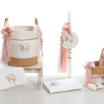 "Τρυφερή Τουλίπα: Βαπτιστικό Σετ με Ψάθινο Καλάθι" ΣΔΣ 2535 BELLIS