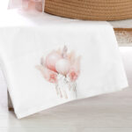 "Τρυφερή Τουλίπα: Βαπτιστικό Σετ με Ψάθινο Καλάθι" ΣΔΣ 2535 BELLIS - Image 6