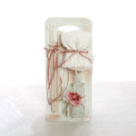 "Πεταλούδες και Όνειρα: Βαπτιστικό Σετ με Ξύλινο Μπαούλο για την Ιωάννα" ΣΔΣ ΣΚΒ 2510 BELLIS - Image 4