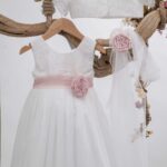 Η Λάμψη της Πρώτης Ευχής: Βαπτιστικό Φόρεμα με Γκλίτερ και Ροζ Φιόγκο ΜΒ Κ146