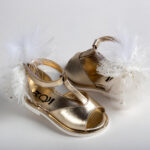 "Πουπουλένια Ονειροπόληση" με λευκά Πούπουλα και Πέρλες K546Χ