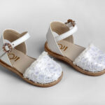 Βαπτιστικά Πέδιλα "Λευκή Λάμψη" με Πέρλες και Παγιέτες everkid K557A