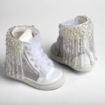 Λάμψη και Κίνηση: Βαπτιστικά Παπούτσια με Κρόσσια από Στρας everkid K580A