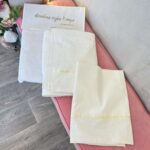 Ρομαντικό Πλήρες Βαπτιστικό Πακέτο για Κορίτσι με Δαντελένιο Φόρεμα & Αξεσουάρ - Image 9