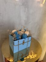 Αρωματική Ανθοδέσμη Blue and flowers – Χειροποίητη Σύνθεση Λουλουδιών