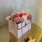 Αρωματική Ανθοδέσμη Rose and flowers – Χειροποίητη Σύνθεση Λουλουδιών