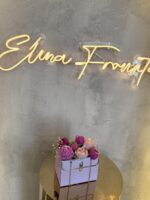 Fuchsia & Pink Bag": Σούπερ Μοσχομυρωδάτη Ανθοδέσμη από Κερί Σόγιας σε Παστέλ Μωβ Τσαντούλα - Image 2
